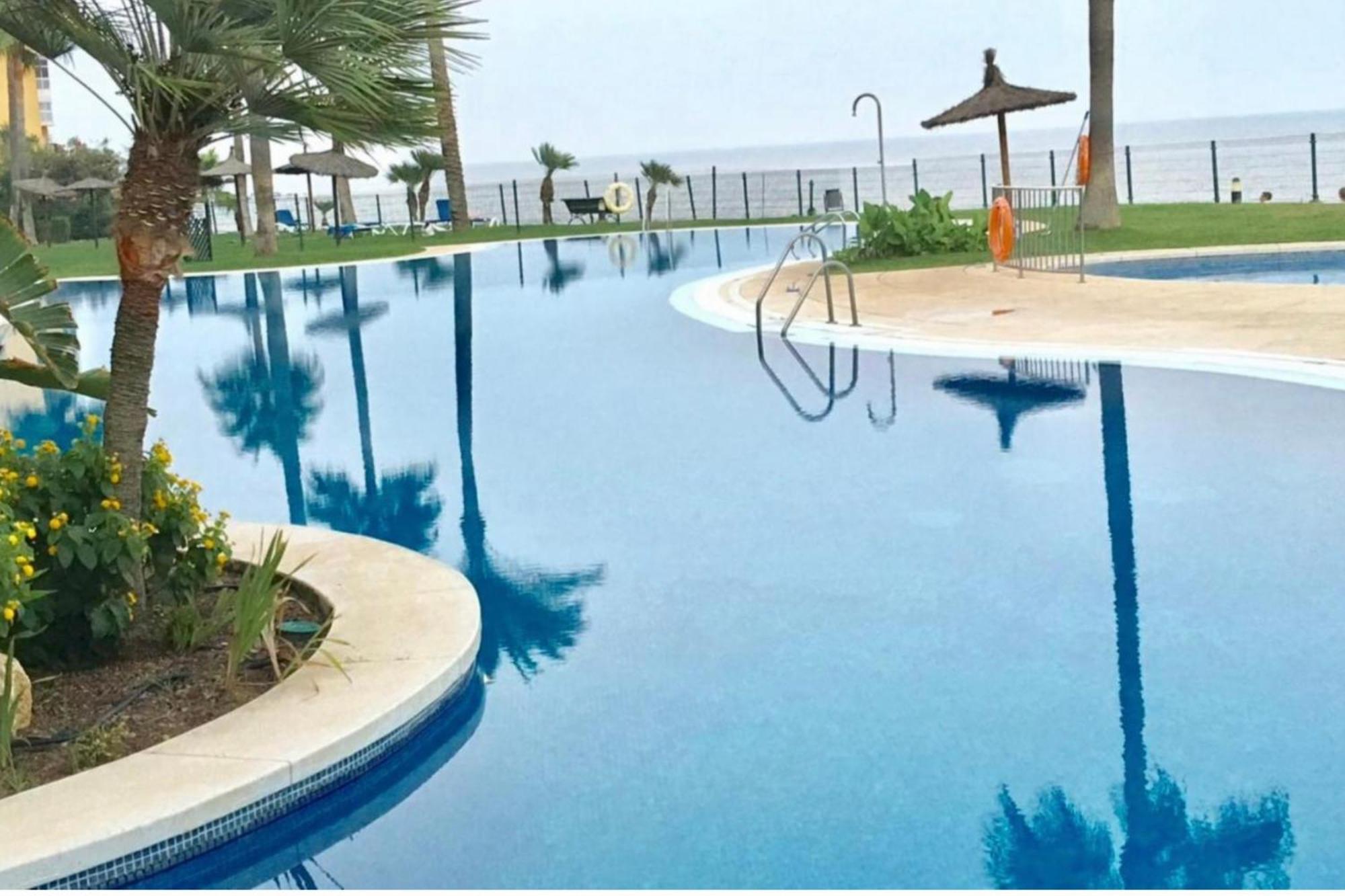 Mi Capricho 2D Beachfront- Apartment With Sea View - Costa Del Sol Sitio de Calahonda Exterior foto